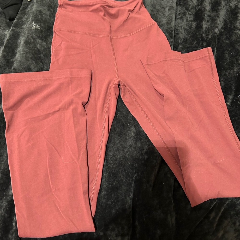 Lululemon groove highwaisted flares